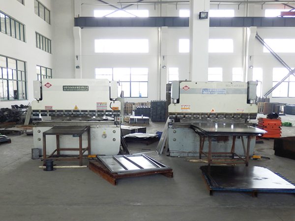 國德貨架生產(chǎn)設備